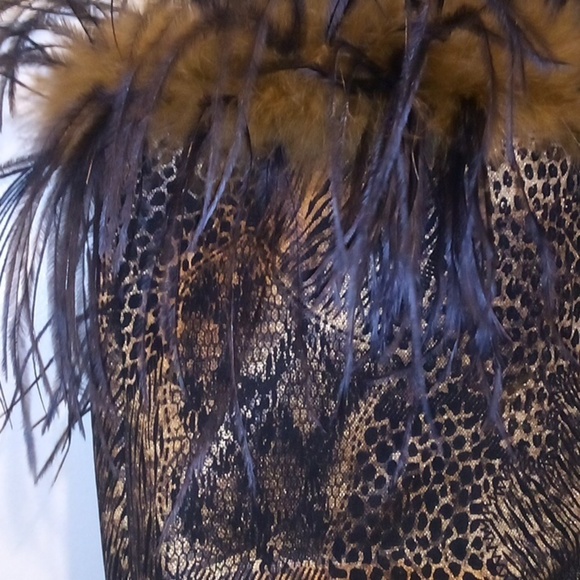 Elegant & Unique Animal Print Handbag Adorned with Ostrich Feathers On Top - Picture 2 of 6